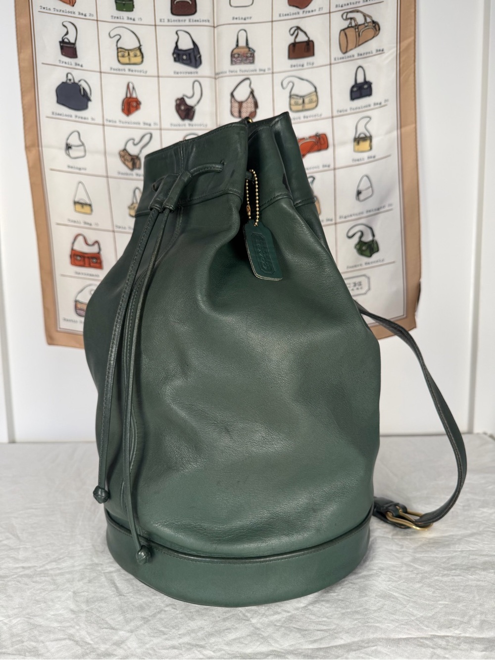 VINTAGE COACH Bottle Green Leather Bixby Drawstring Sling Bag 9984 USA Made
